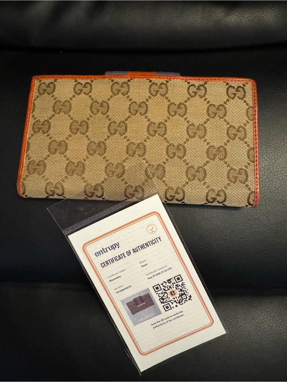 Gucci Beige GG Canvas Continental Wallet with Orange & Blue Stripe-COA included - Picture 2 of 7